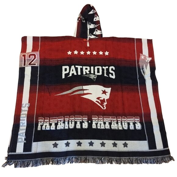 NFL Patriots Mexican Heritage Night Poncho 43" x 40" with Hood Fleace / Cotton - Picture 1 of 4